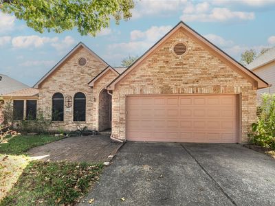 7714 Broken Arrow St