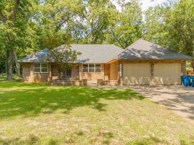 1902 N Glenwood Dr