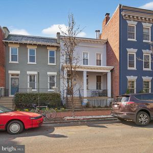 1752 Willard St NW