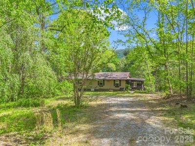 69 Hidden Brook Dr