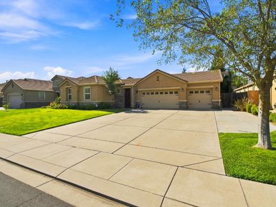 1092 Heartland Dr