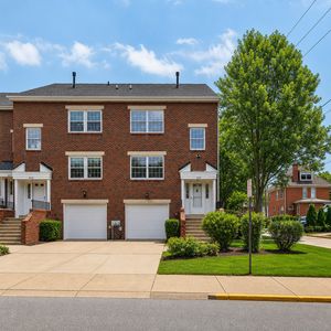 400 Virginia Ave