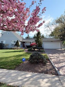 54 Ivy Drive