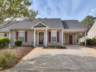 121 Stonington Ln SW