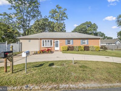 7904 Outing Ave
