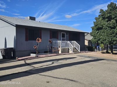 8472 E Lakeshore Dr