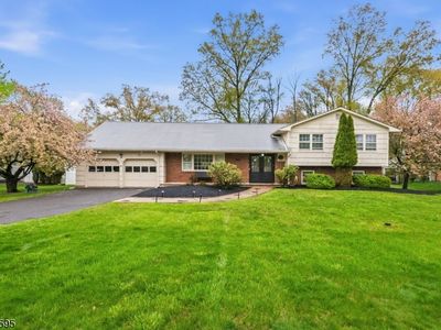 30 Cheryl Rd