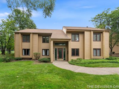 300 Farington Blvd APT 3