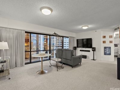 1088 Bishop St APT 2407
