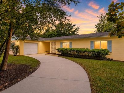 2002 NW 36TH DRIVE