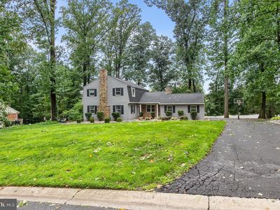 Property at 20 Cinnamon Dr, Hockessin, DE