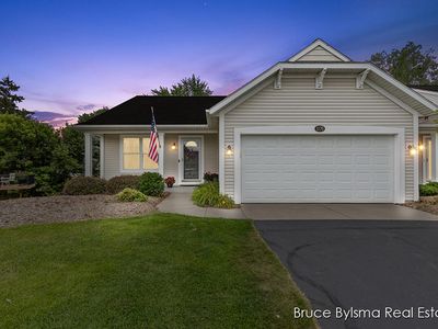 1170 La Paloma Dr SW