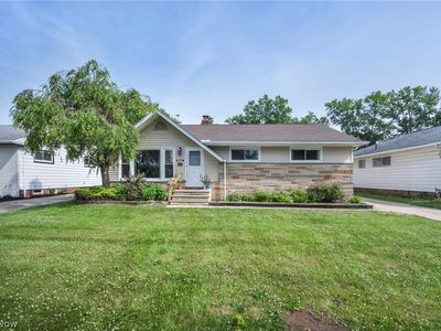 Property at 6174 Westerham Rd, Mayfield Heights, OH