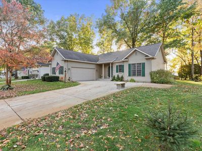 Property at 2217 Woodland Ct, Elkhart, IN