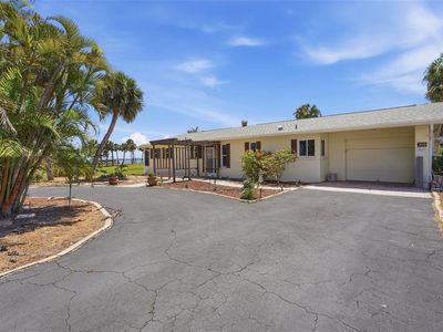 Property at 316 S Mango St, Englewood, FL