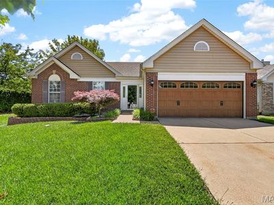 385 Birchwood Crossing Ln