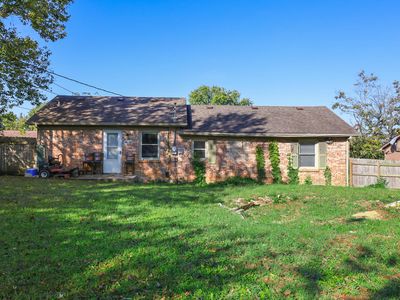 105 Oakwood Dr
