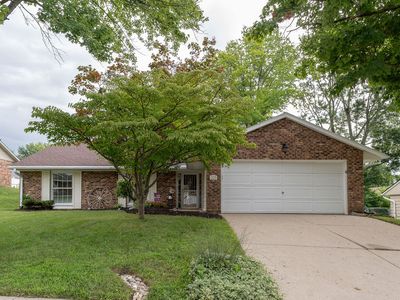 220 Evergreen Dr