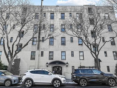 21-37 33rd St APT 5B