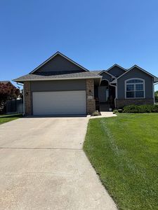 Property at 2 Ember Way Cir, Hesston, KS