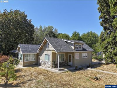 8205 SW Broadmead Rd