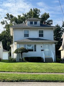10 E Garfield Ave