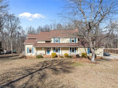 2201 Hunters Ridge Dr