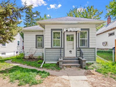 1700 Reaney Ave