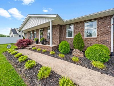 961 McCloud Dr