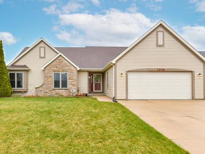 1208 Springfield LANE