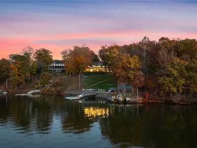 598 Mountain Shore Dr