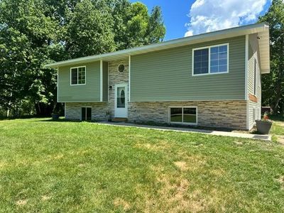 15136 Dandelion Ln NE