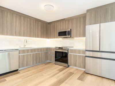 1500 Rycroft St #407R