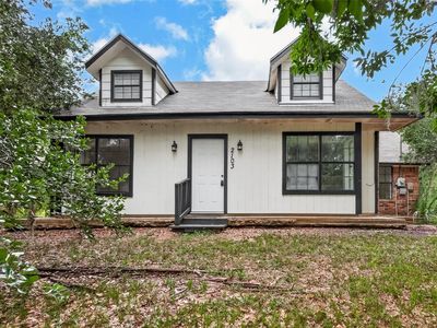 Property at 2103 Bayou Dr, Lake Jackson, TX
