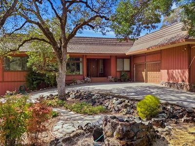 23410 Wayfarer Ct