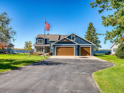 307 Irving Beach Dr SW