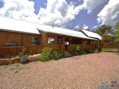 1301/1303/1305 Chavez St