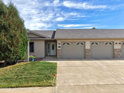 Property at 1621 14th St W, Dickinson, ND