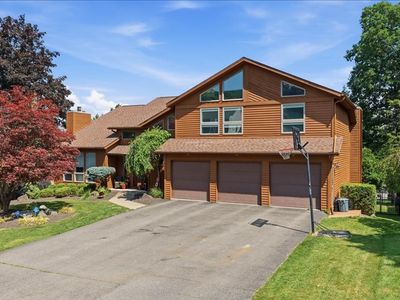 2621 Pinebluff Dr
