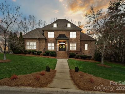 1838 Landry Ln