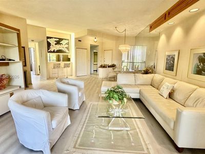 7472 La Paz Blvd Unit 301