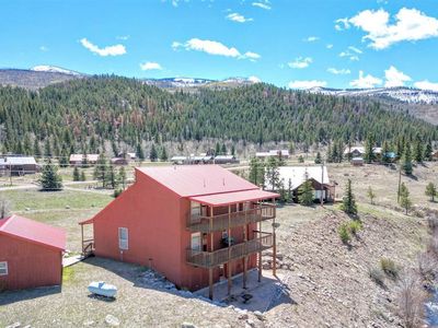 195 Valley Drive