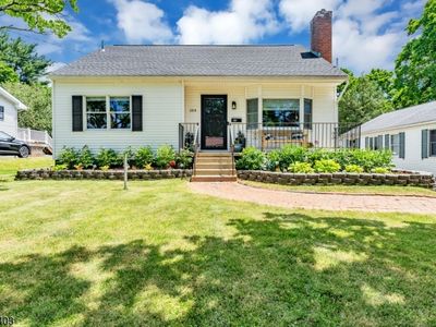 104 N Prospect St