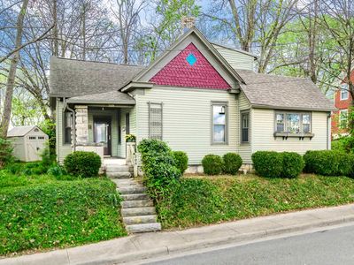 309 N Fairview St