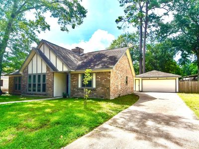 2106 Silver Falls Dr