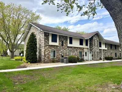 1 Aspen Court #1