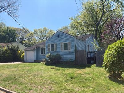 6 Wicks Road