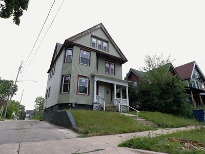 3221 W Michigan STREET