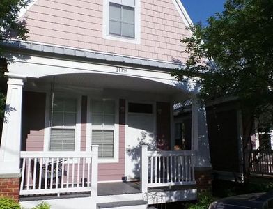 109 Gladney St