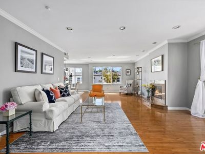 1018 4th St Unit 203